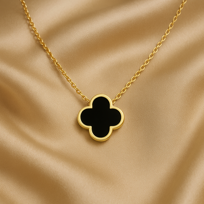 CLOVER | Colar Preto